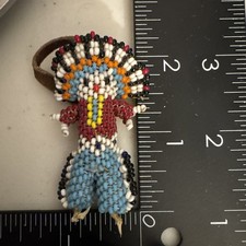 1960s Hand Beaded Native American Papoose Pin And Chief Doll picture