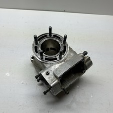 96 - 00 SUZUKI RM 125 TOP END ENGINE CYLINDER BARREL BORE OEM GOOD picture