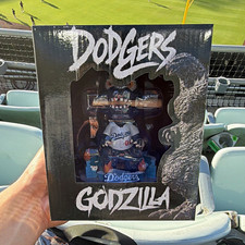 Toho Godzilla Minus Zero Los Angeles Dodgers Figure 2025 Boxed picture