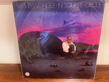 Stevie Wonder Signed In Square Circle Album Autograph Legend Collectible picture