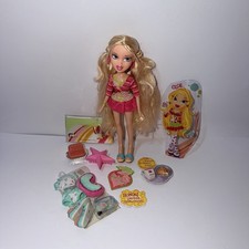 Bratz Sweet Dreamz Pajama Party Cloe 10in Fashion Doll Set Near Complete No Box picture