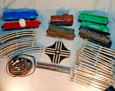 Vintage Lionel O Gauge Train Lot #233 Locomotive Cars Transformer Track Untested picture
