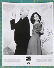 PRISCILLA PRESLEY Signed Naked Gun 2/5 Publicity  Photo  100% AUTHENTIC  8X10 * picture