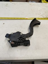 Lexus CT200h 2011‑2017 Front Accelerator Gas Pedal Assembly Genuine 78110-76021 picture