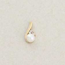 Pendant Only 10k Yellow Gold Freshwater Pearl & Cubic Zirconia Pendant 5/8