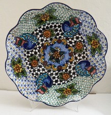 Talavera 11.5” Fluted Hand painted Mexican Pottery Plate Signed V. Perez picture