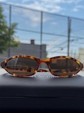 Balenciaga BB0402S picture
