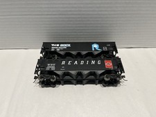 Two Walthers Mainline Four Bay Open Hoppers Reading & Rock Island picture