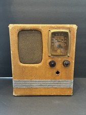 Vintage 1939 Detrola Pee Wee Portable Suitcase Style Tube Radio Model # 282 picture