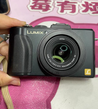 Panasonic LUMIX DMC-LX5 10.1MP 3.8X Optical Zoom Digital Camera Black picture