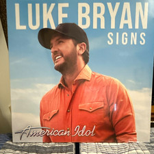 Luke Bryan - Luke Bryan Signs Limited Edition American Idol Gold Album picture