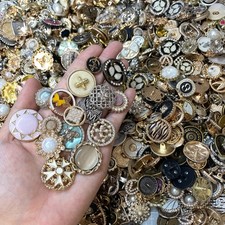 Vintage-now Costume Jewelry makeing Lots button Read Description 50pcs picture