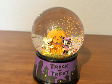 Disney Halloween Trick or Treat Snowglobe Mickey Mouse & Minnie Mouse picture