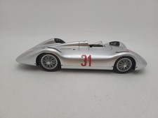 Revell AG2001 1:18 Scale Audi 31 Auto Union Type C Stromlinie Racing Car #31 EX picture