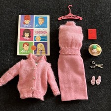 Vintage Mattel 957 Knitting Pretty COMPLETE & ORIGINAL 1964 Barbie Set NO HOLES picture
