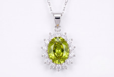 Natural Peridot Pendant 4.25 Ct 925 Sterling Silver Handmade Gemstone picture