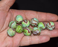 🧐👉DAS lot of 10 Carnival run loaded with rich👽Green Aventurine OXBLOODS MINT picture