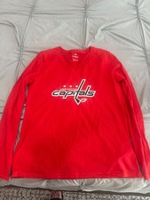Women's Fanatics Washington Capitals Size Medium V-neck long sleeve tee picture