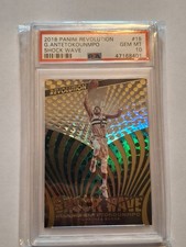 2018 Panini Revolution Shock Wave #15 Giannis Antetokounpo PSA 10 Heat 🔥 picture