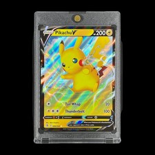 PIKACHU V RARE YELLOW LIGHTNING RAINBOW FOIL CARD 2021 Fusion Strike - Pokemon picture