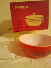 1960 Pyrex Golden Leaf Casserole, Lid, Cradle.  Original Box  New Never Used picture