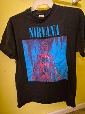 Vintage, 1992 nirvana sliver shirt. Perfect condition.  90s/grunge/unique picture