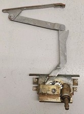 Pella Casement Roto Gear Operator 67-93 Right Hand Used In Working Condition picture