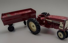 Vintage ERTL Farmall 806 Tractor & Red Wagon Trailer Lot 1/16 Diecast Metal IH picture