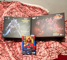 Hiya toys Godzilla and SHF Spider Man  lot Godzilla (1999) and Godzilla(2001) ￼￼ picture
