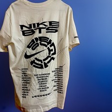 Nike Sportswear BTS Graphic Logo Tee, Crew Neck Short Sleeve Cotton Knit L picture