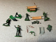 Vintage Britains LTD Plastic Figure Soldiers Lot Mortar Launcher Stretcher Cot picture