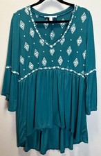 Torrid Women's Tunic Top Size 0/12 Teal Knit Embroidered V-Neck Bell Sleeve picture