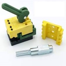 Flexco RSC187 Alligator Ready Set Staple Fastener Tool picture