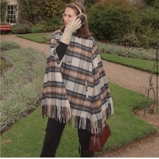 Doen Kent Cape Maclaine Plaid Fringe Wool Coat Size XS/S NWT picture