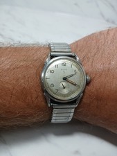 Vintage ELGIN De Luxe DuraPower Shockmaster Men’s Watch Silver Tone- Runs picture
