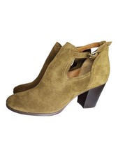 NWOT Frye Meghan Shootie Suede Bootie Chestnut, Women's 9​ picture