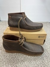 Clarks Shacre Boots Mens Size 11M Beeswax Leather Lace Up Ankle Chukka Brown NEW picture