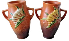 VINTAGE ROSEVILLE POTTERY BROWN FREESIA VASES #117-6 TWO HANDLED USA PAIR picture