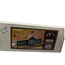 Lionel Large Scale Passenger & Freight Station 8-82107  picture