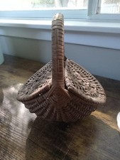 Antique Early 1900’s Primitive Split Open  Egg Basket  picture
