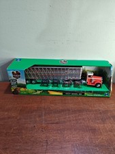 New Ray 1/43 Peterbilt Model 380 Diecast W/ Plastics Tractor Trailer With Animal picture