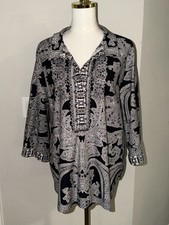 EUC Chico’s Black & White Paisley No Iron Tunic Shirt Chico’s Size 4 = XXL 22 picture