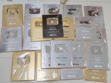 Youtube Silver/Gold Play Button (Custom) picture