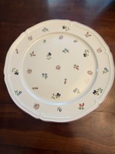 Villeroy & Boch Petite Fleur Chop Plate Large Round Serving Platter 12.5
