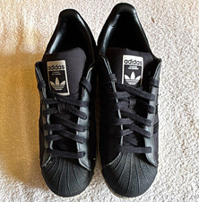 adidas Superstar Men’s Low Top Lace-Up Sneaker Black Leather GZ1602 picture