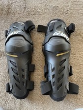 Leatt Dual Axis Knee Shin Guard Black L/Xl Knee Brace picture