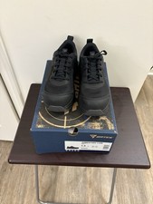 Bates Women's Size 7.5 Work Shoes Safety Toe Carbon Jumpstart Low EH picture