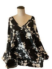 Roaman's 5X NWOT Brand New Black Ivory Floral Pullover Tunic Top V-Neck Lg/Sl picture