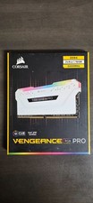 Corsair Vengeance RGB Pro 16GB 2x8GB DDR4 3200 White CMW16GX4M2C3200C16W picture