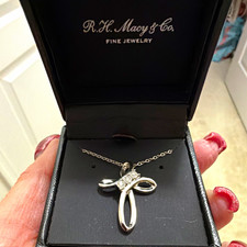 R.H. Macy & Co. Sterling Silver 3 Stone CZ Round Cross Pendant Necklace picture